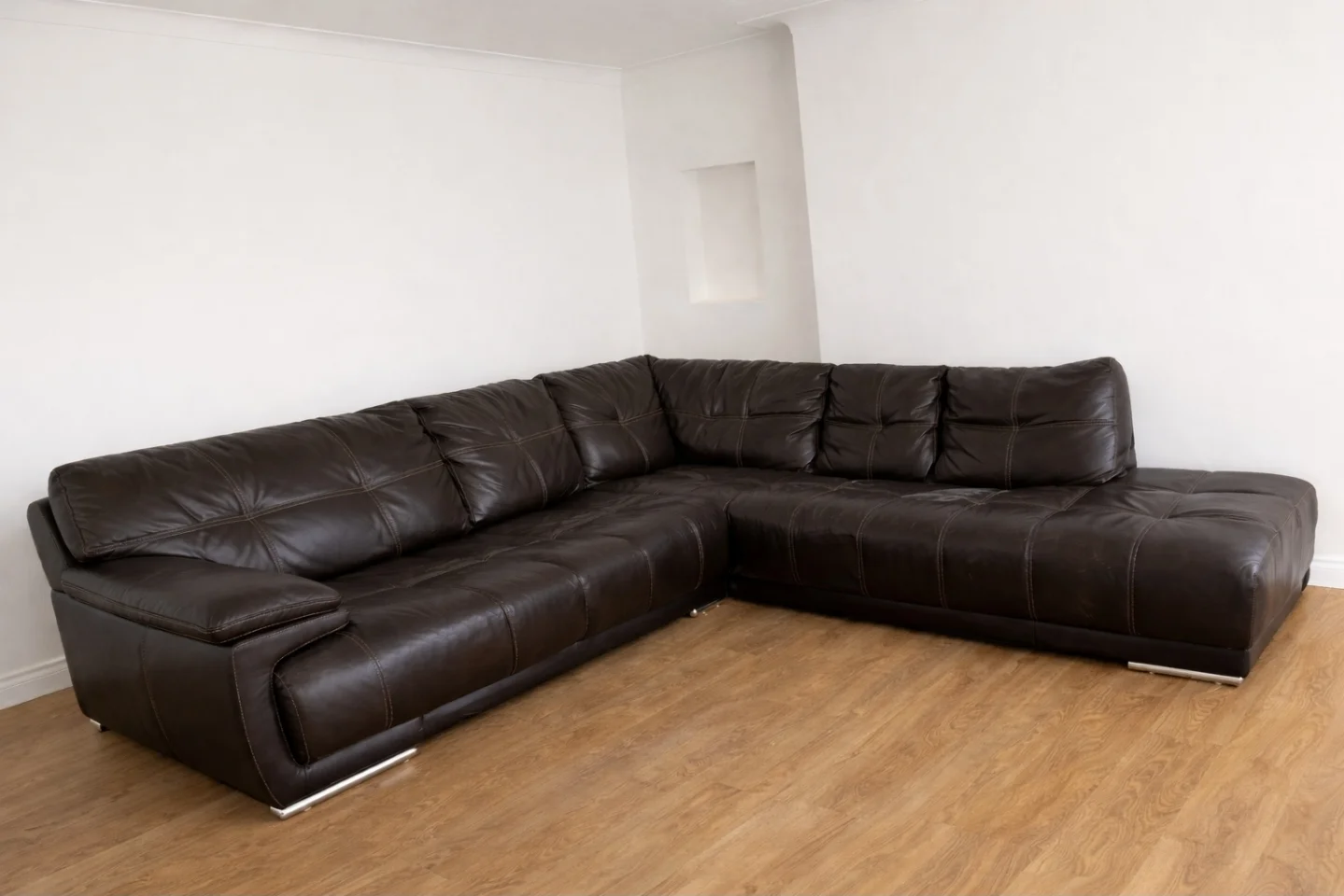 Premium SOFOLOGY Large Genuine Brown Leather Corner Sofa & Chaise