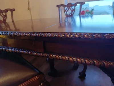 Chippendale-style dining set of an extendable table and four carved chairs — image 2