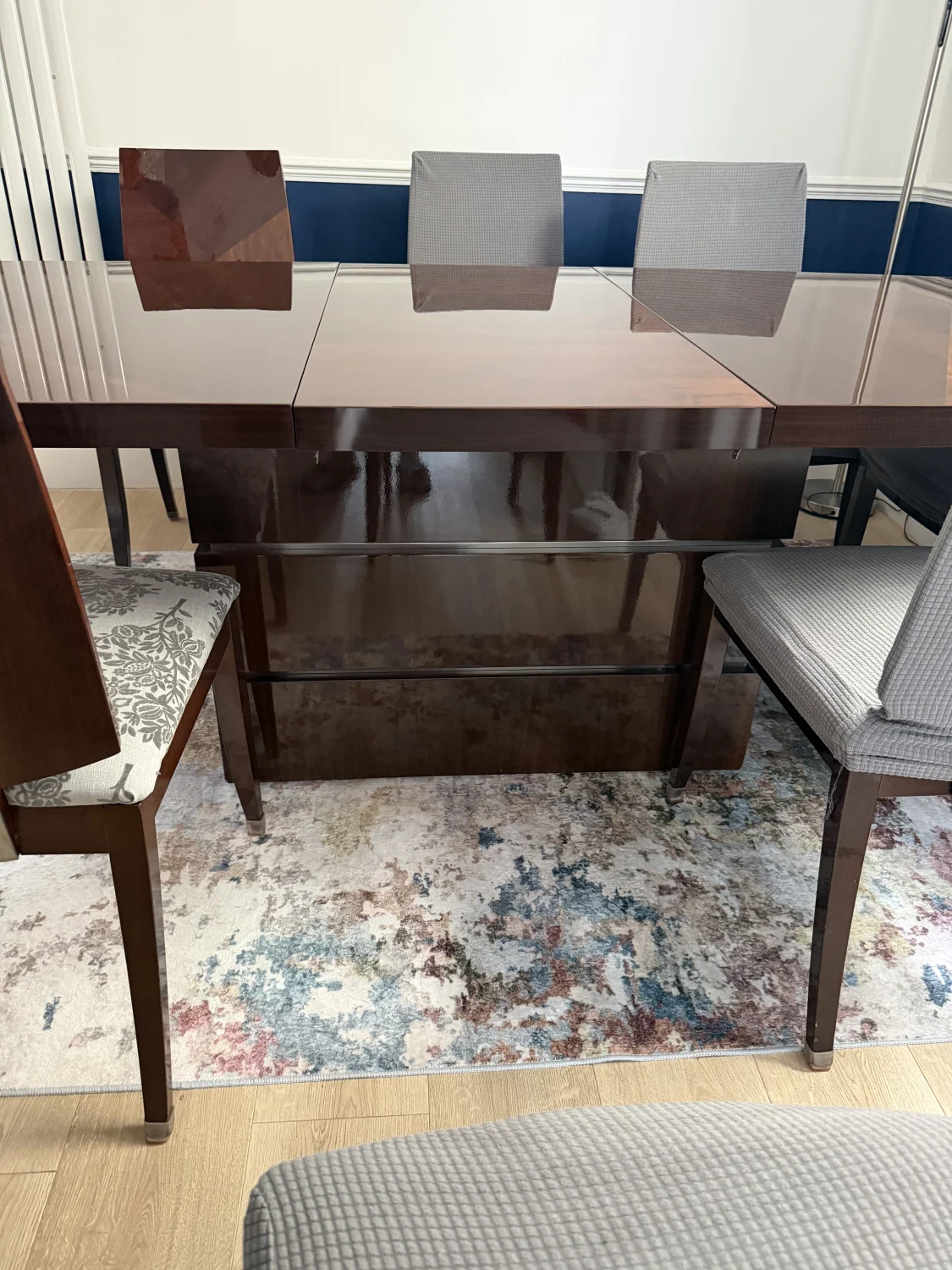 Italian Walnut Gloss Extending Dining Room Table with 8 chairs + 2 Carvers & Sideboard