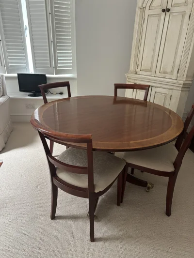 Round Dining table and 4 chairs