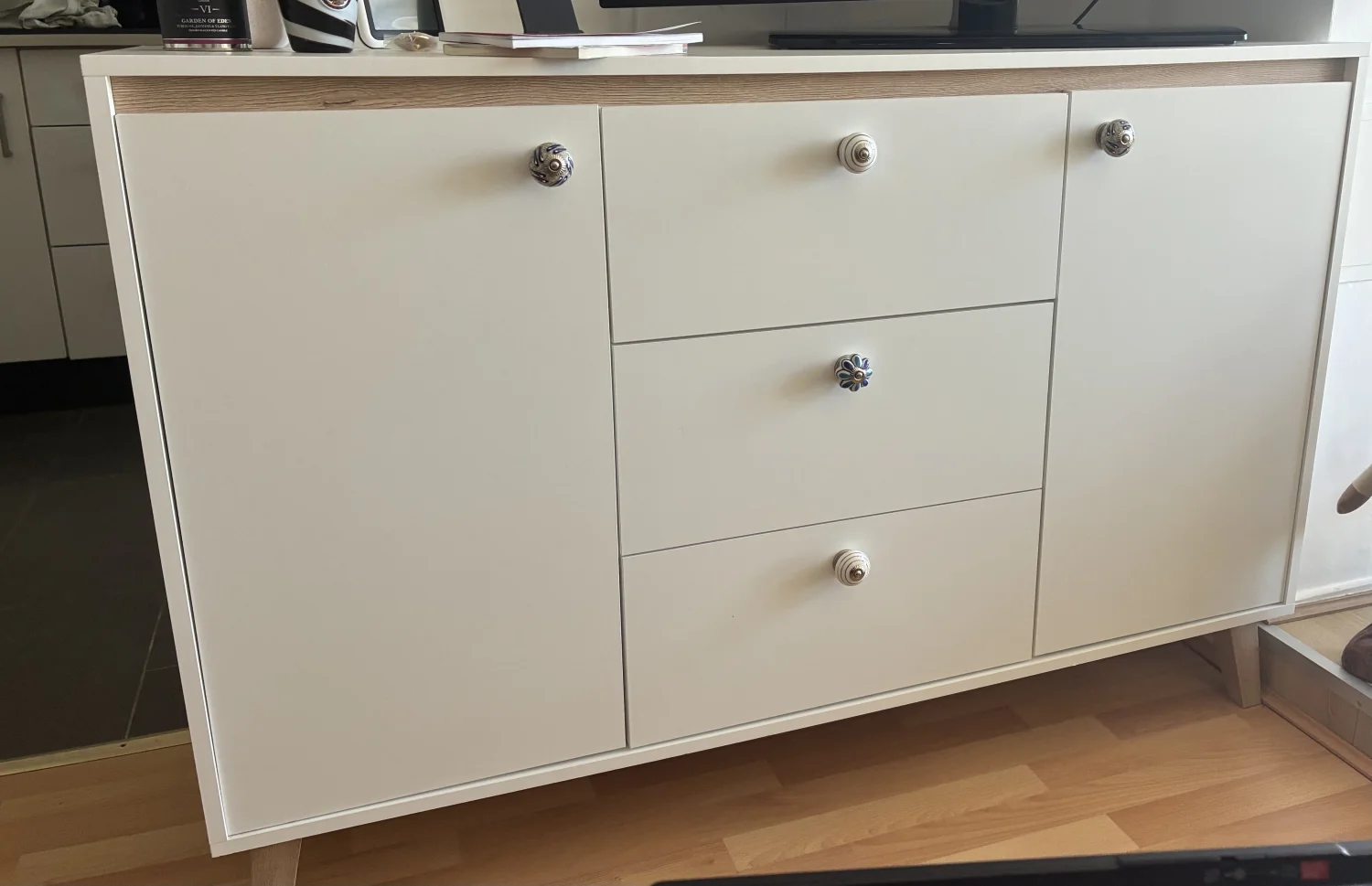 Full modern leaving room set  5 pieces