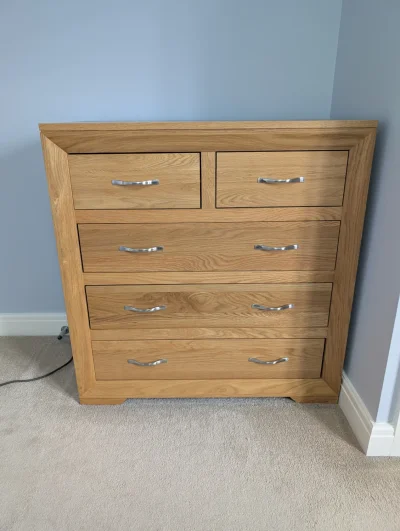 Solid Oak Chest of Drawers